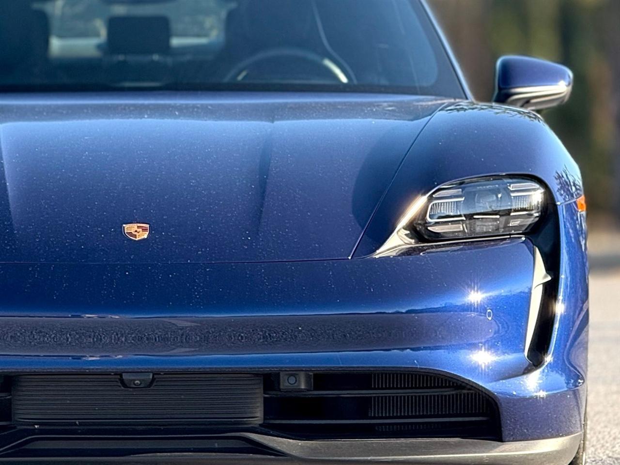 Porsche Taycan  2022