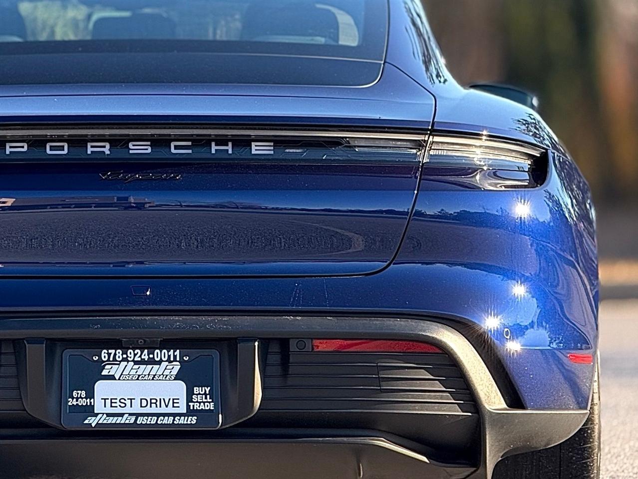 Porsche Taycan  2022