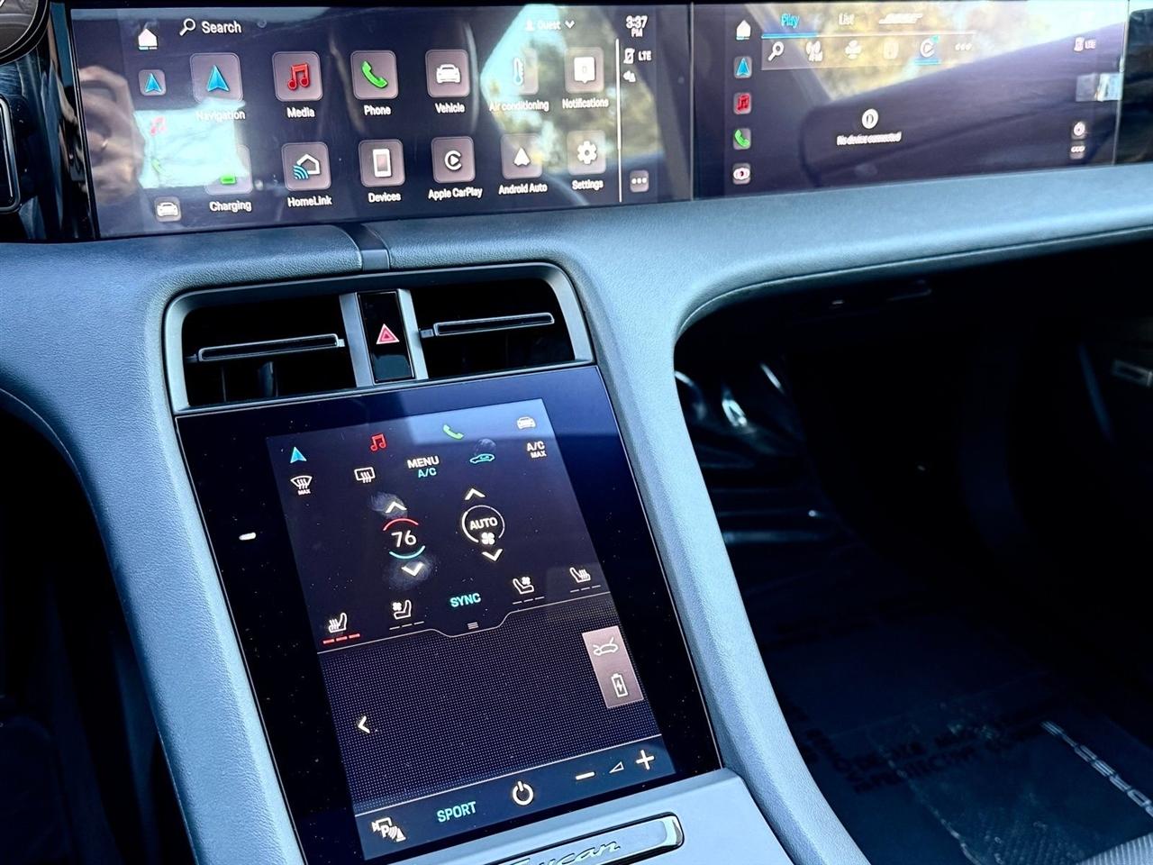 Porsche Taycan  2022