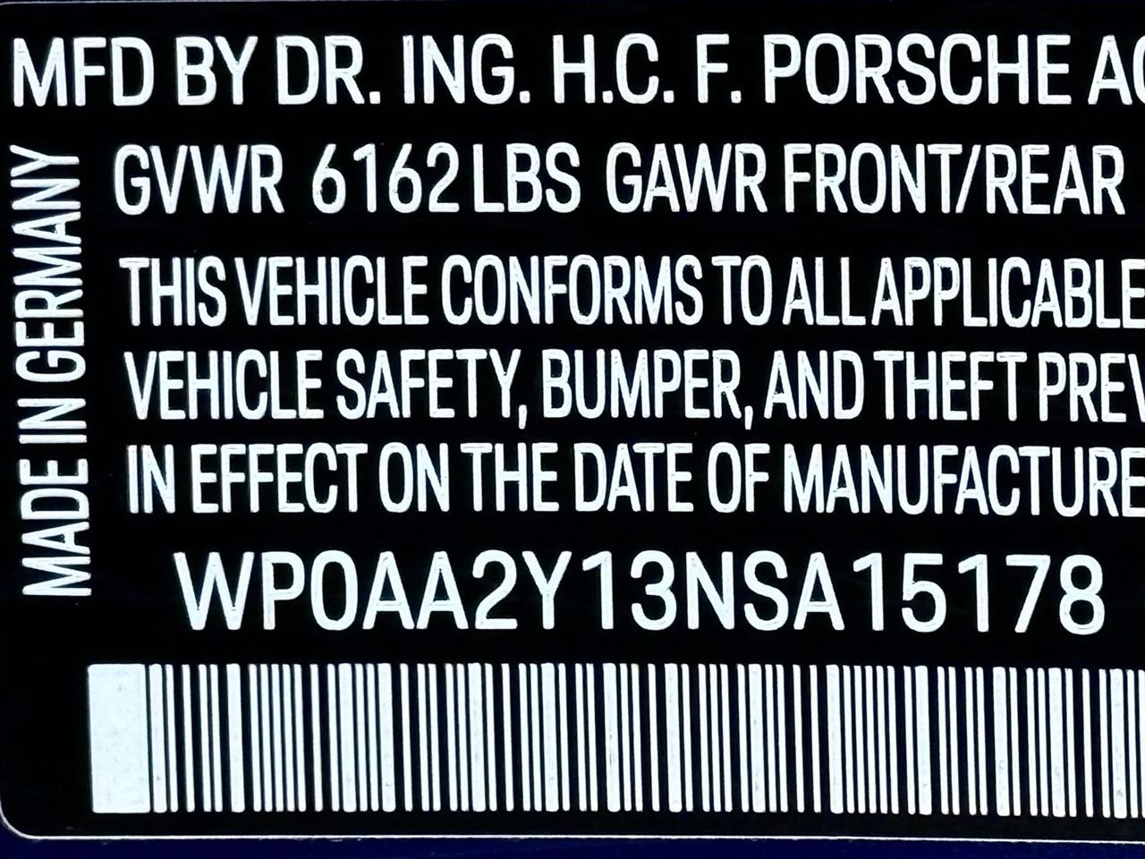 Porsche Taycan  2022