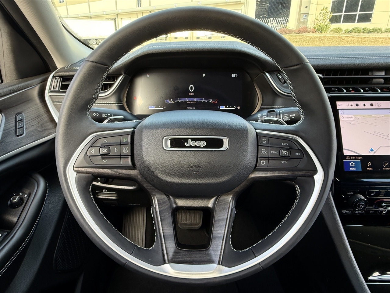 Jeep Grand Cherokee  2023