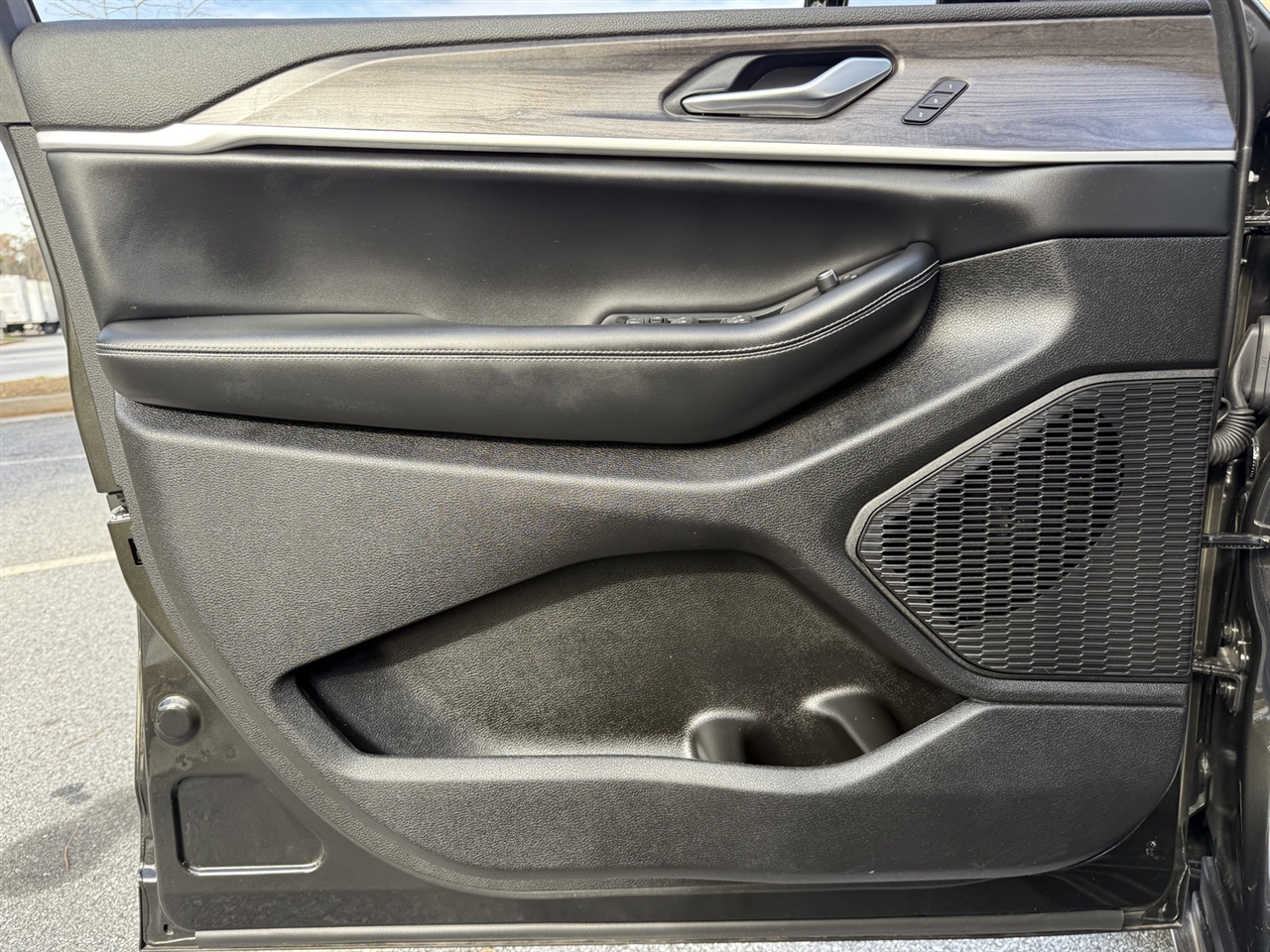 Jeep Grand Cherokee  2023