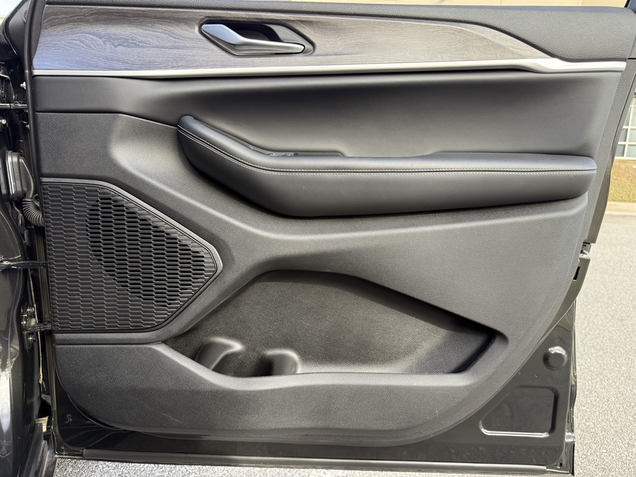 Jeep Grand Cherokee  2023