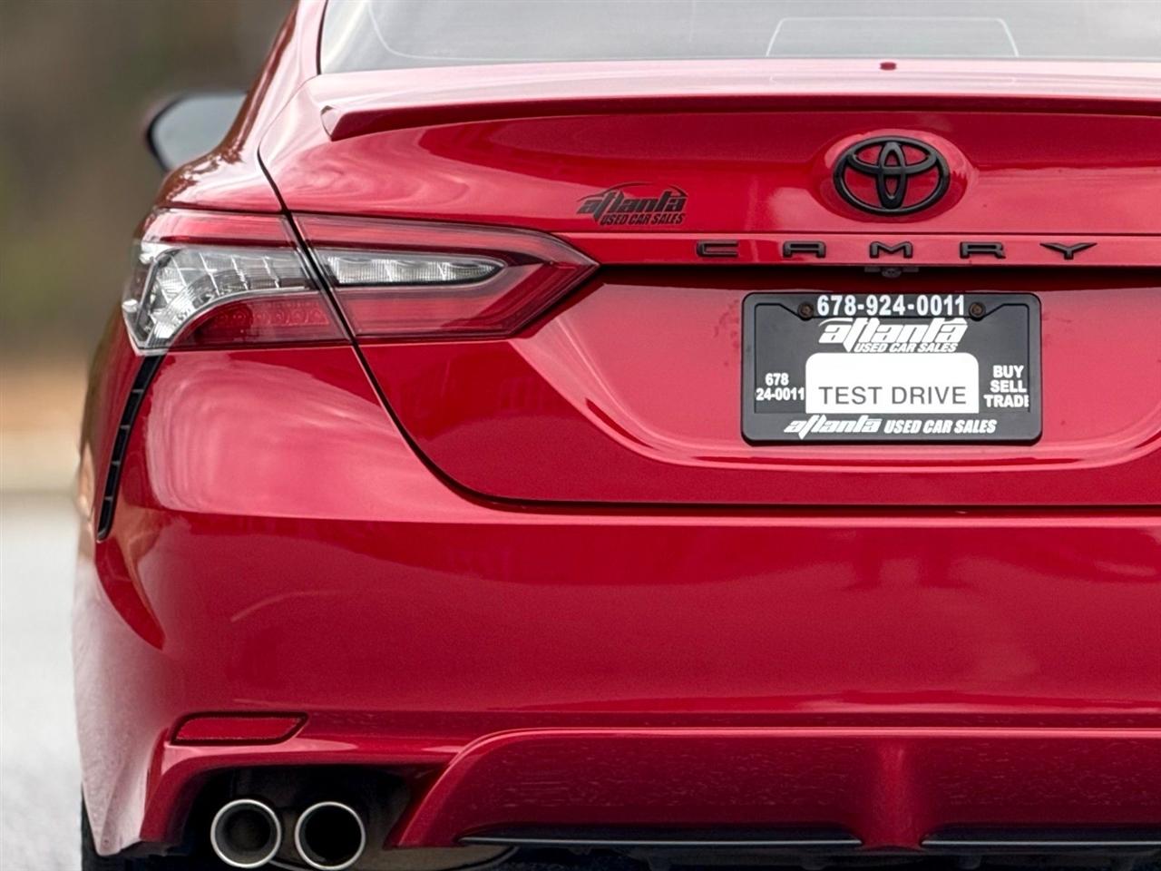 Toyota Camry  2021