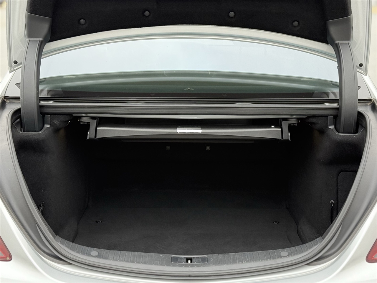 Mercedes-Benz S-Class  2018