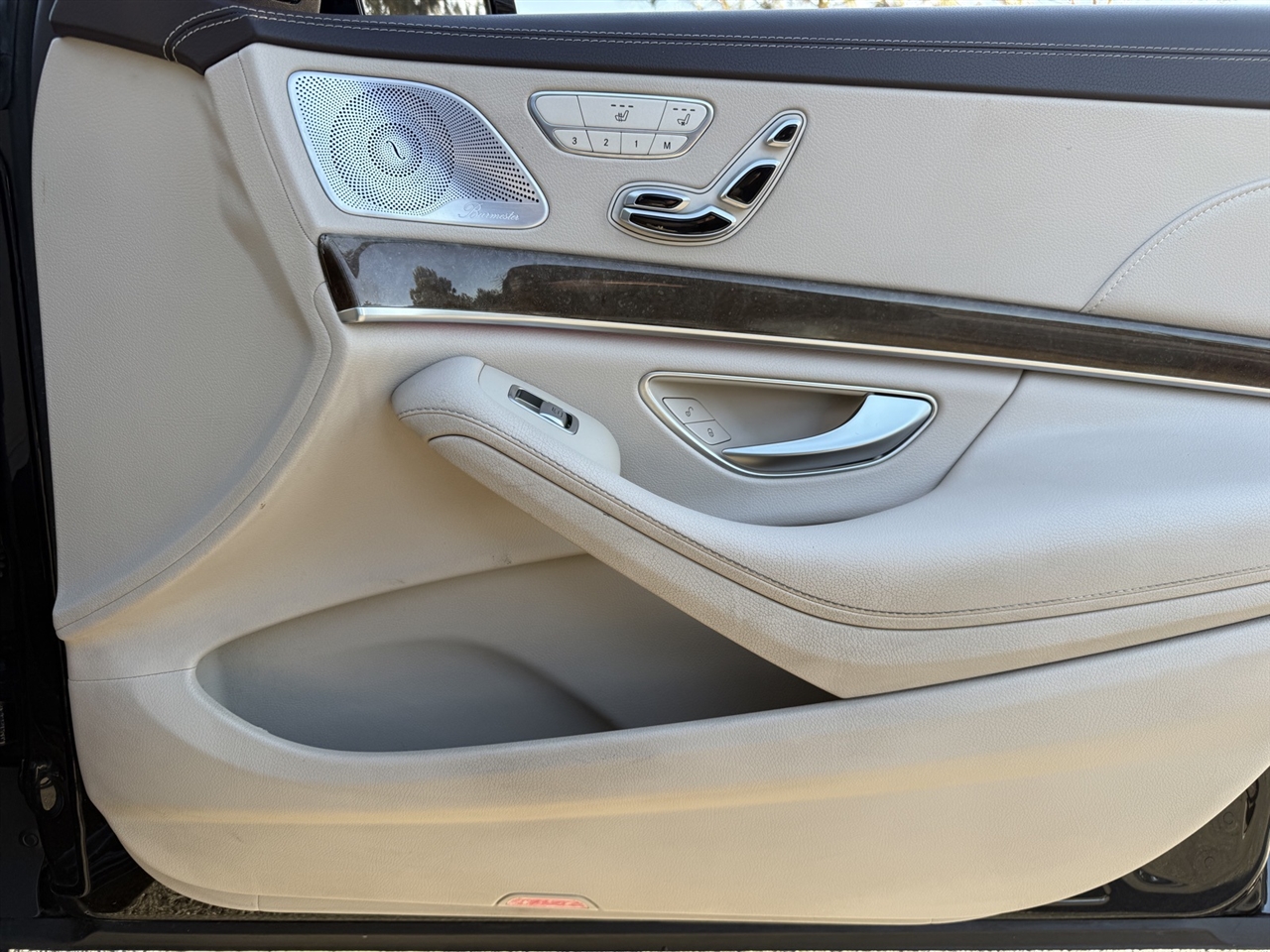 Mercedes-Benz S-Class  2015