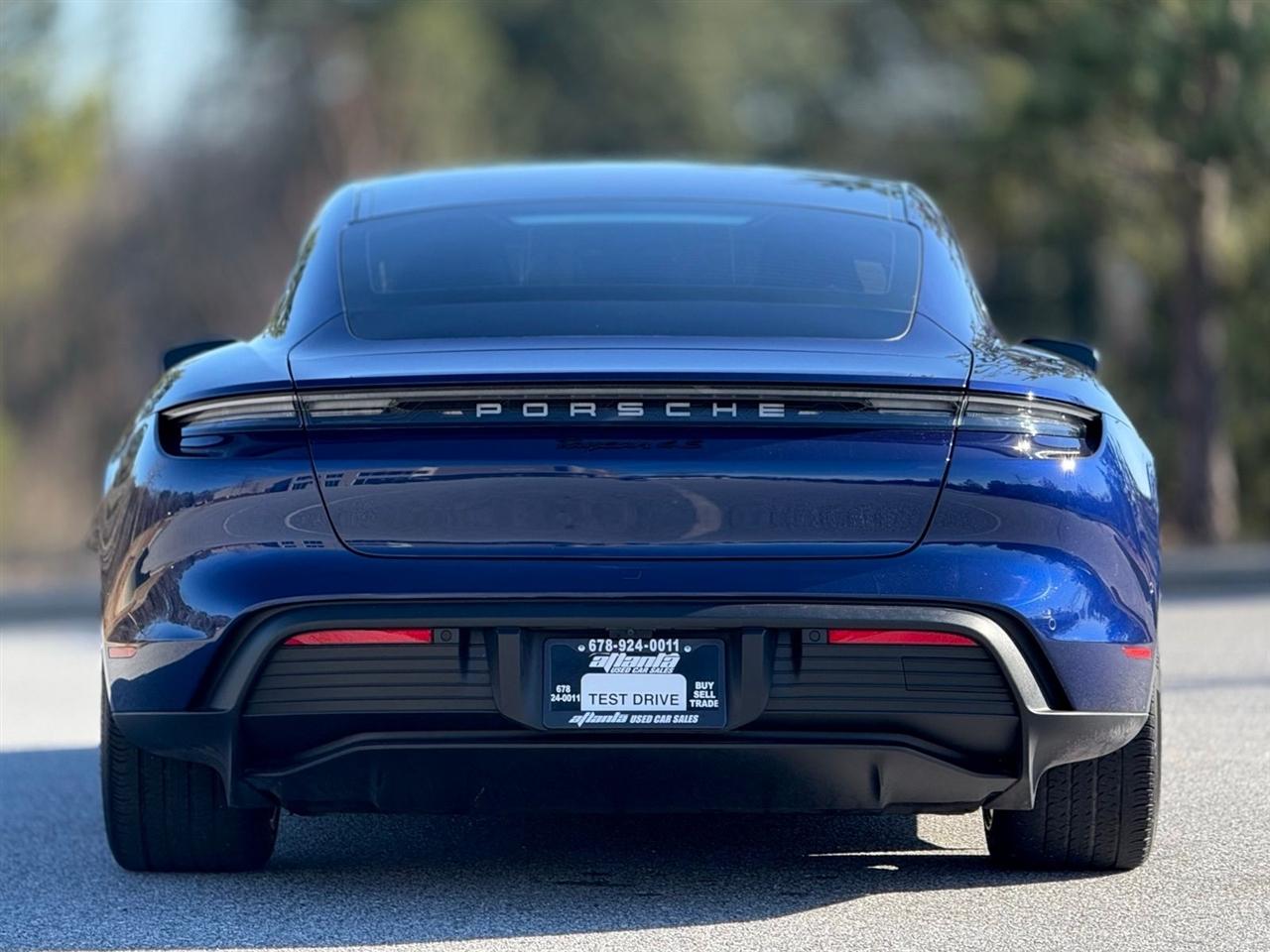 Porsche Taycan  2020