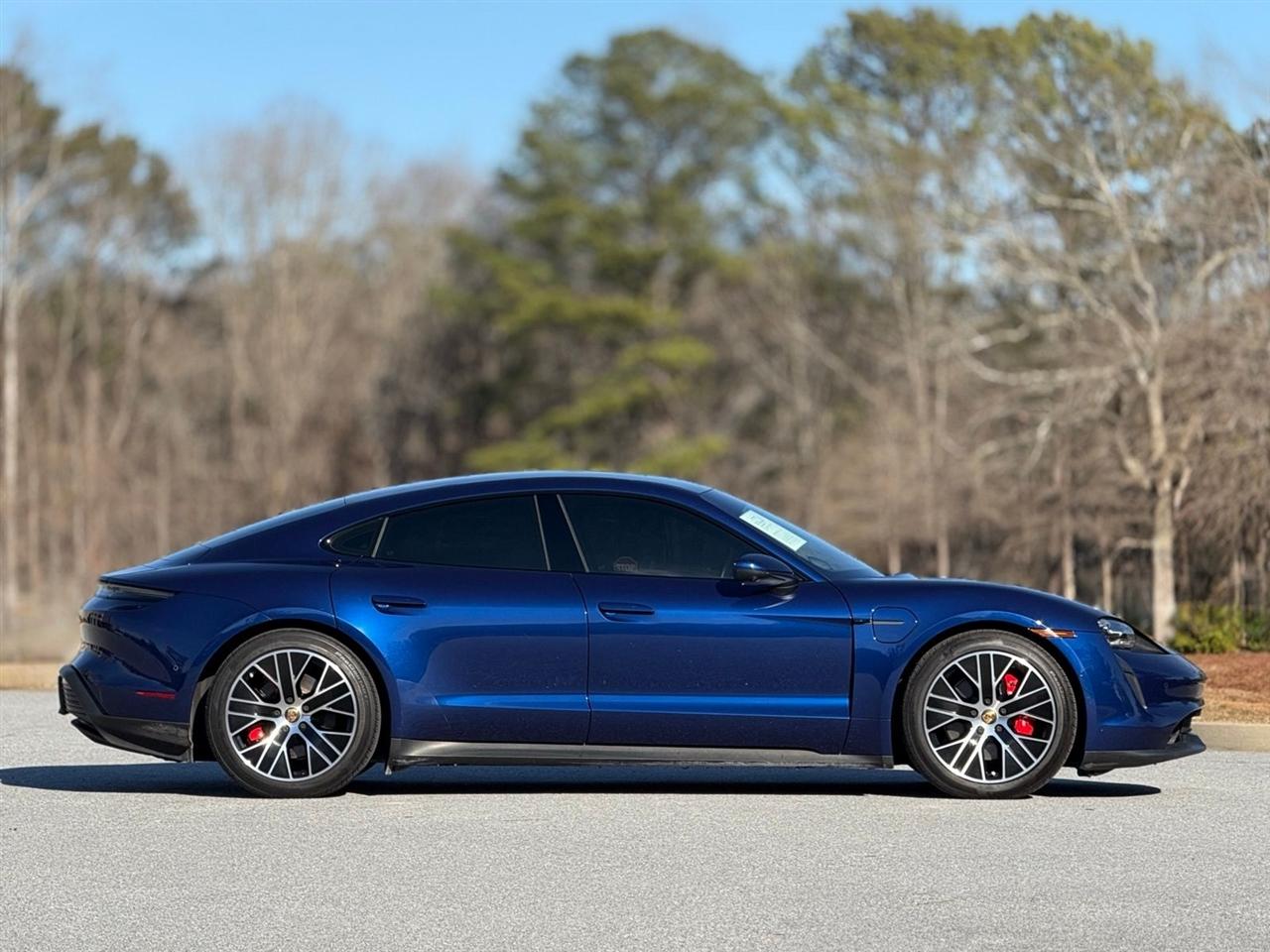 Porsche Taycan  2020