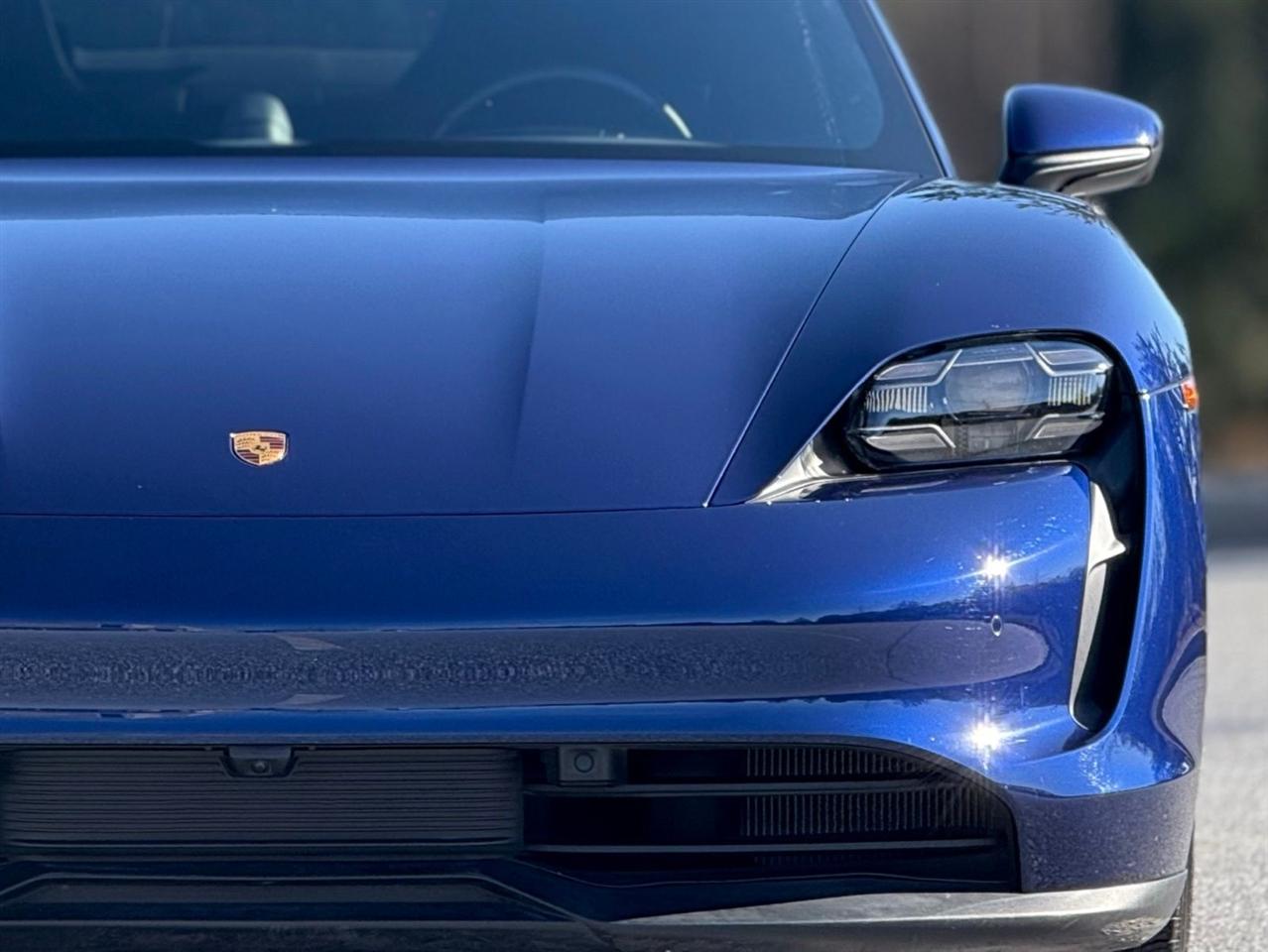 Porsche Taycan  2020