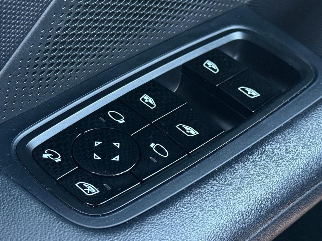 Porsche Taycan  2020