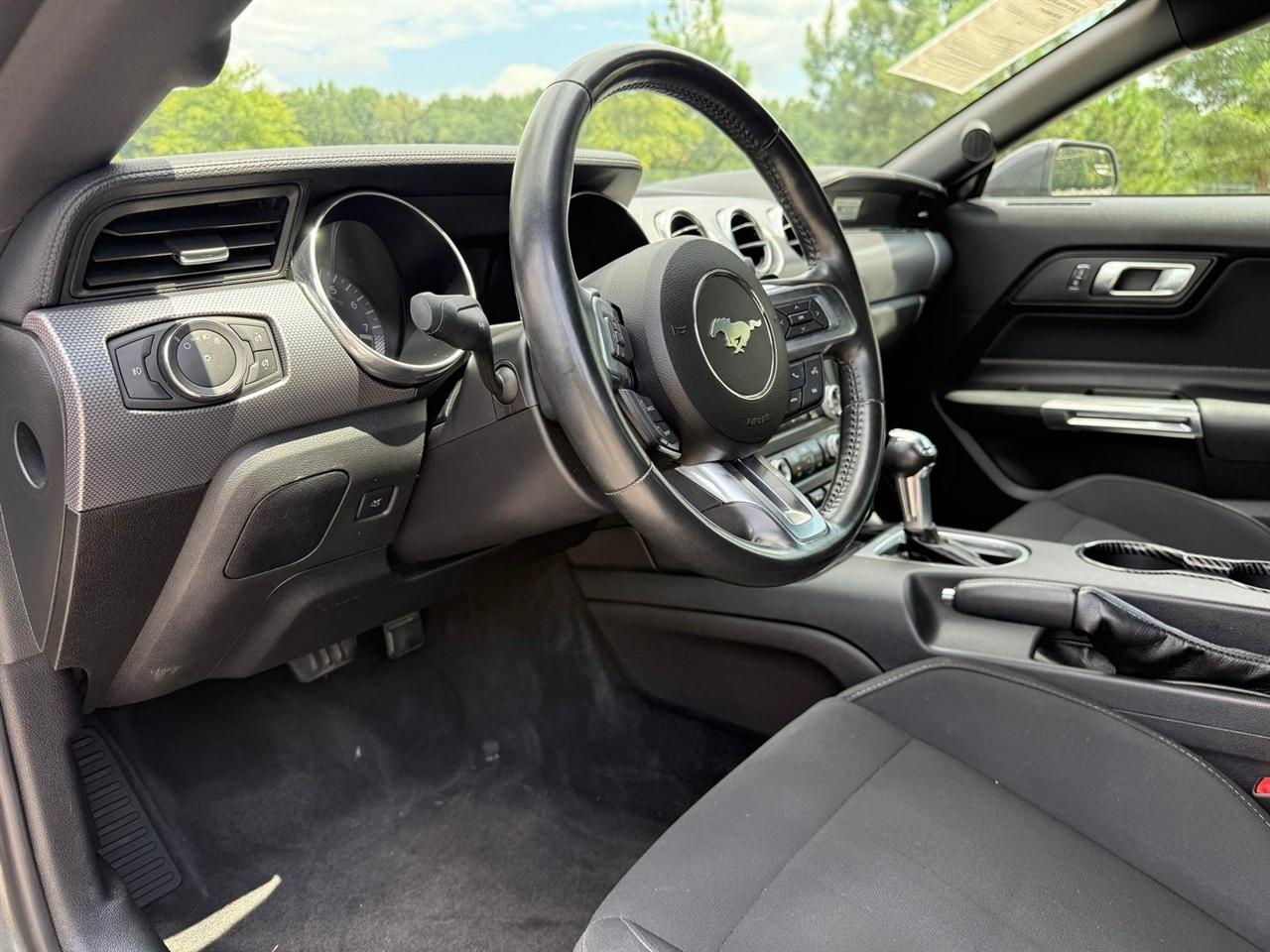 Ford Mustang  2019