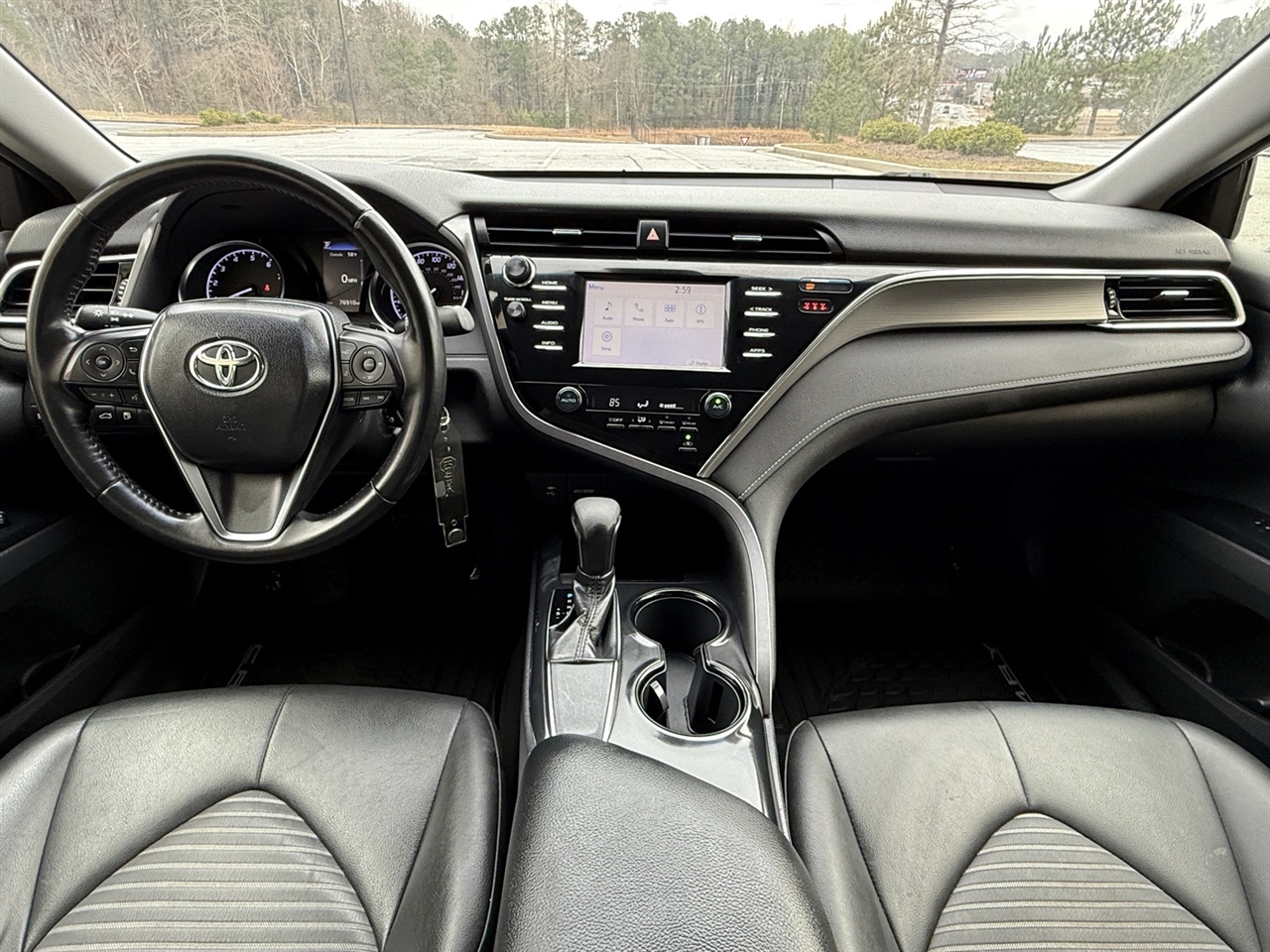 Toyota Camry  2018