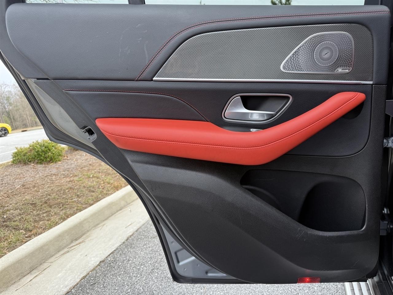 Mercedes-Benz GLE  2023