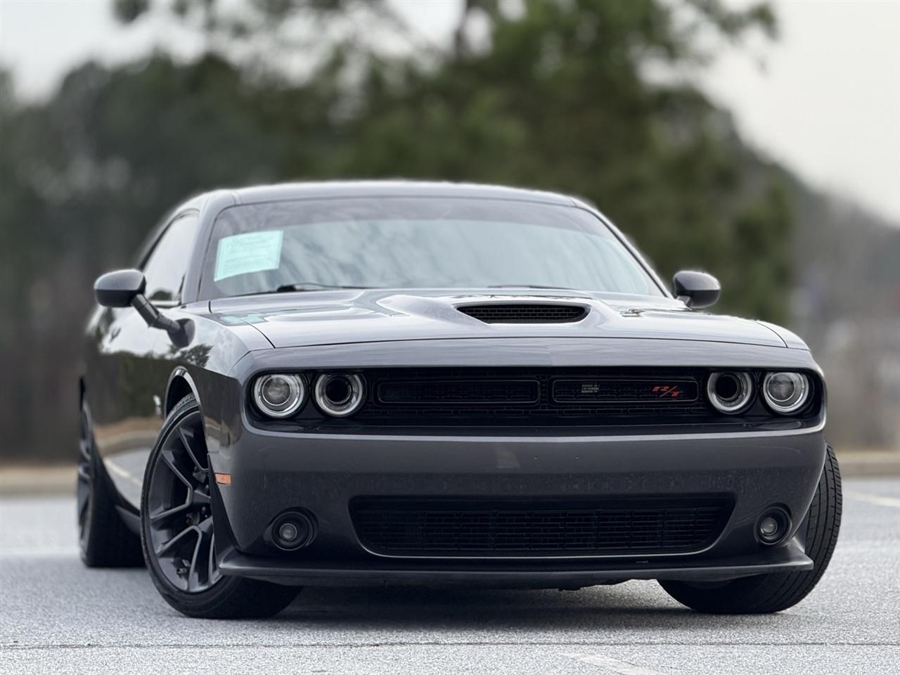 Dodge Challenger  2020