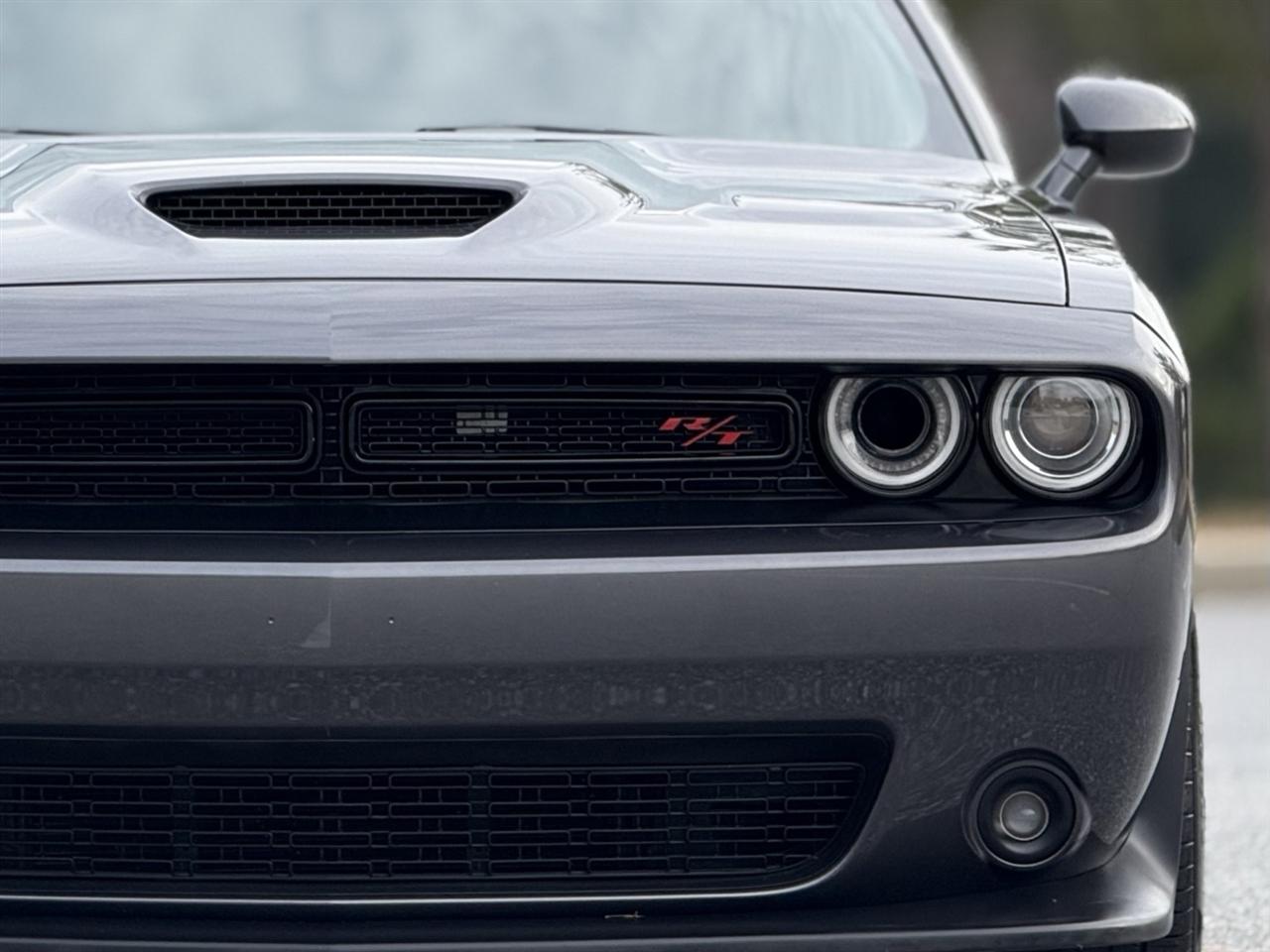 Dodge Challenger  2020