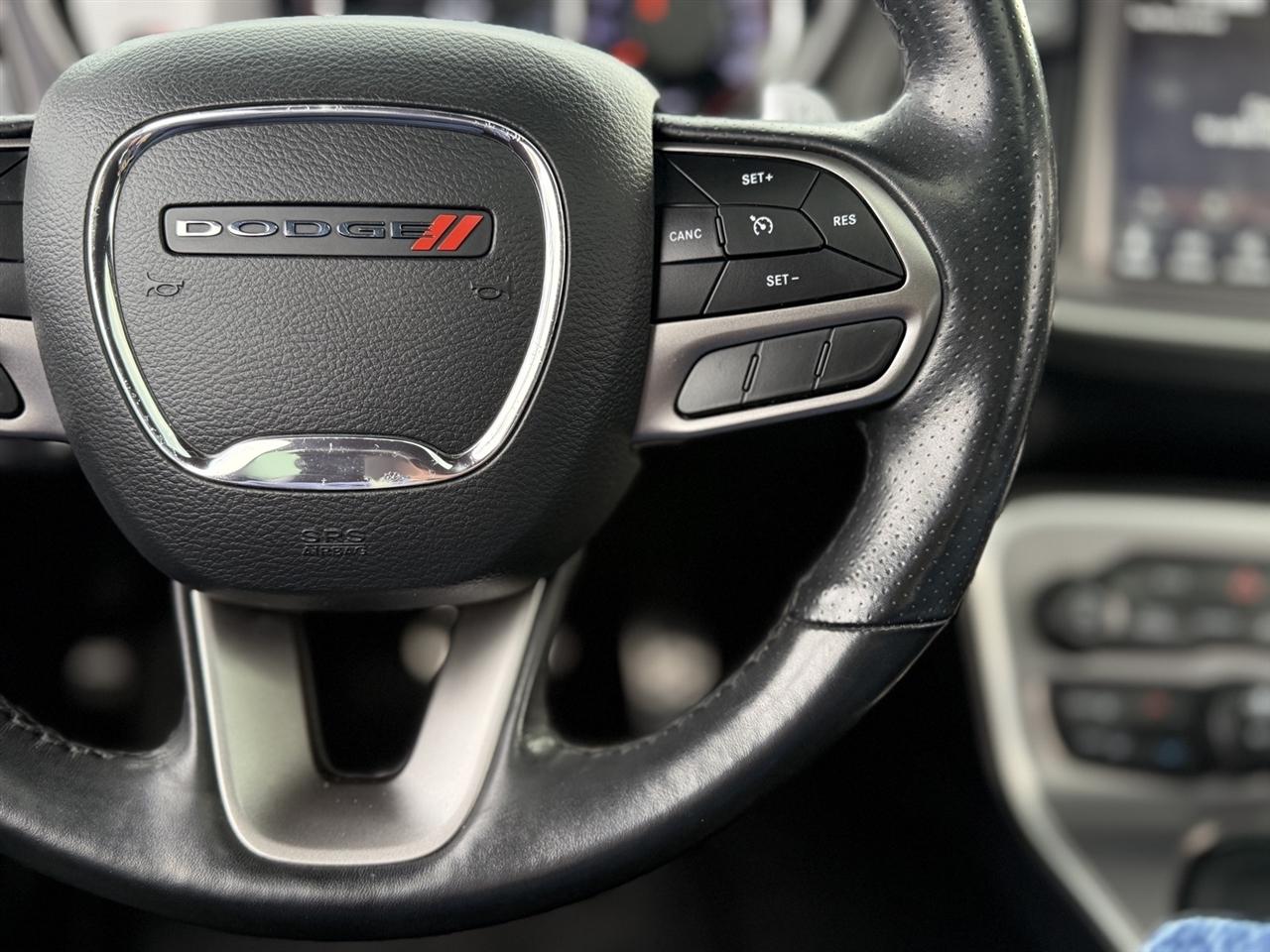 Dodge Challenger  2020