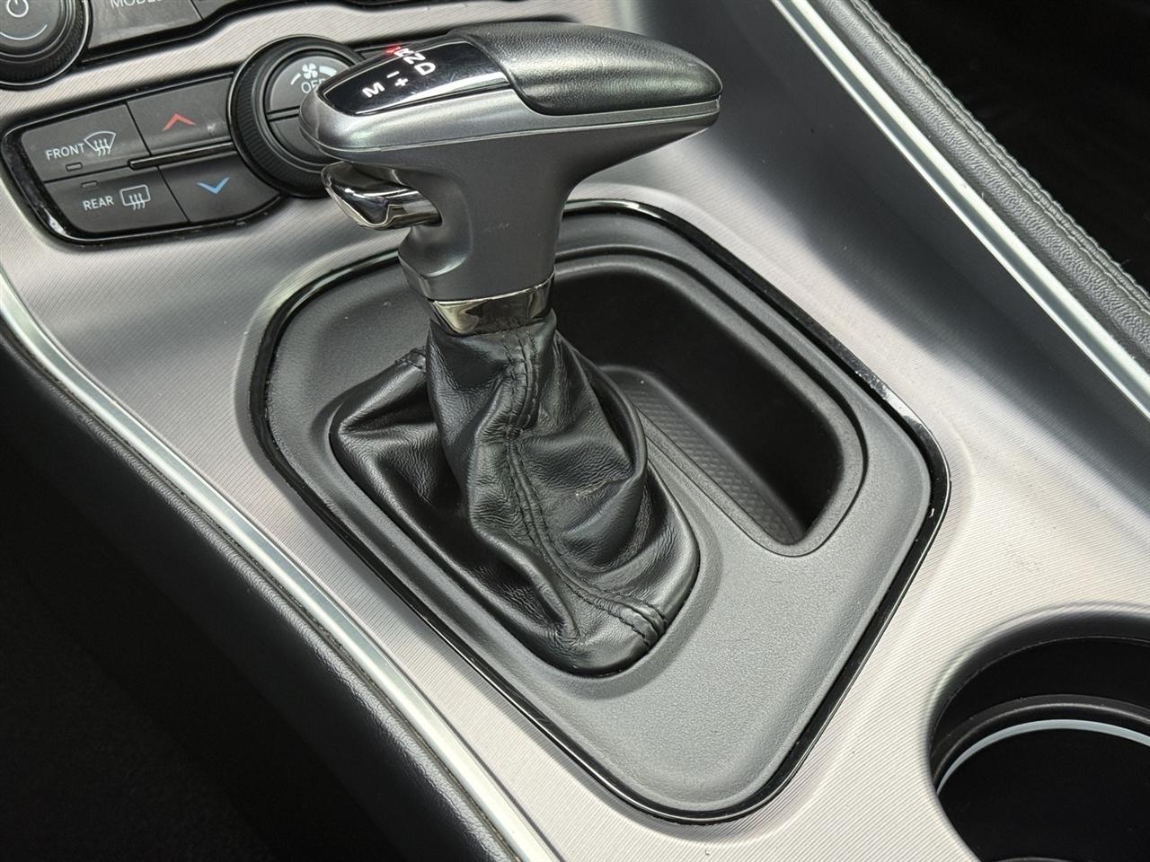 Dodge Challenger  2020