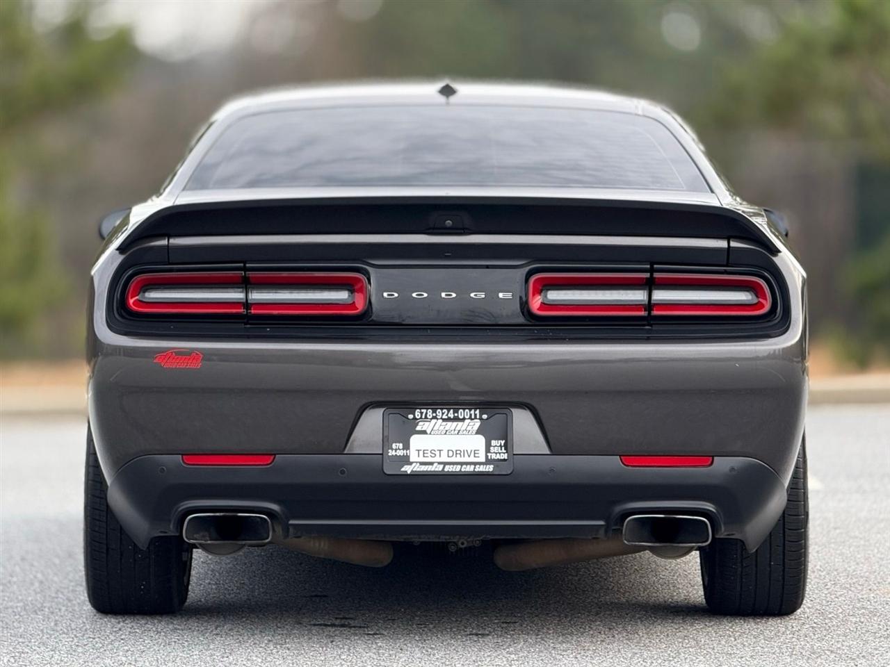 Dodge Challenger  2020