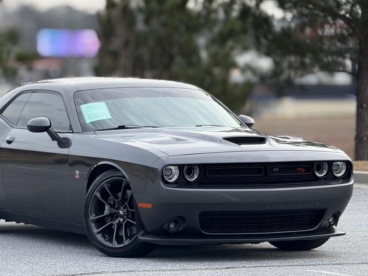 Dodge Challenger  2020