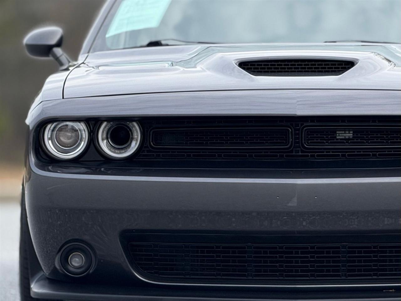Dodge Challenger  2020