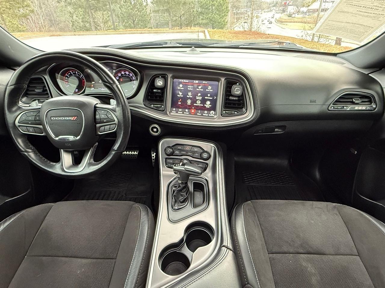 Dodge Challenger  2020