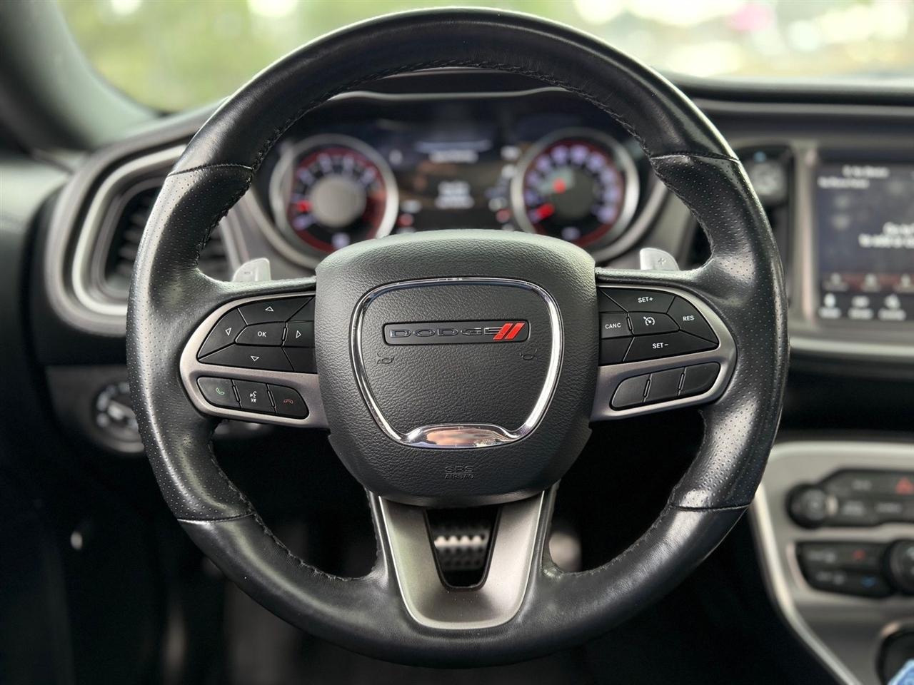 Dodge Challenger  2020