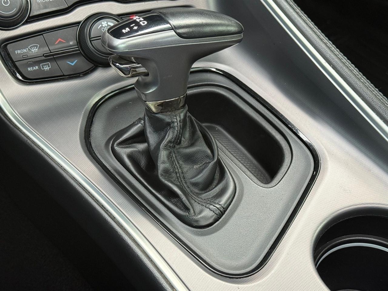 Dodge Challenger  2020