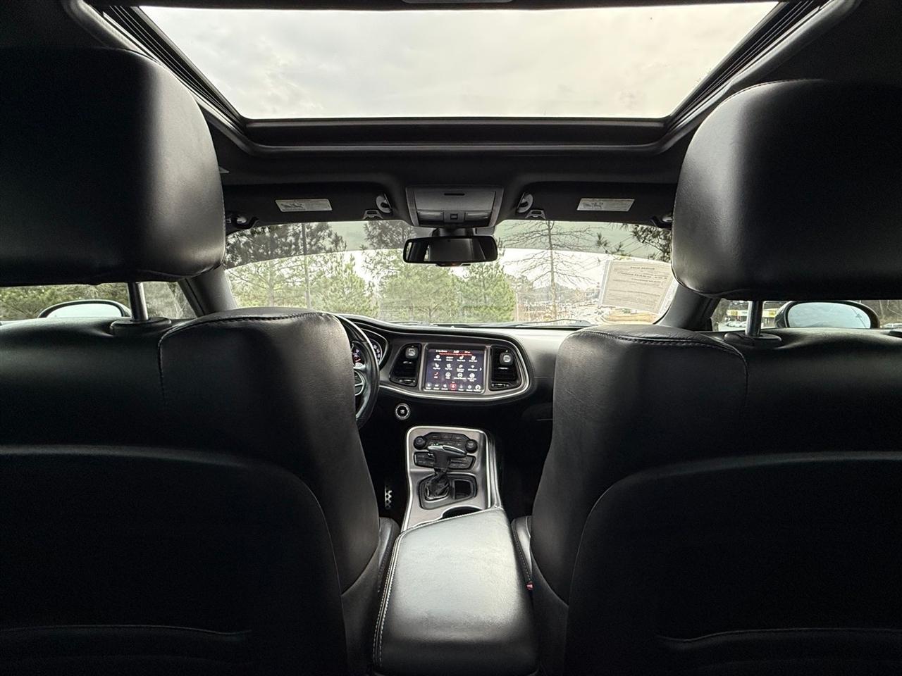 Dodge Challenger  2020