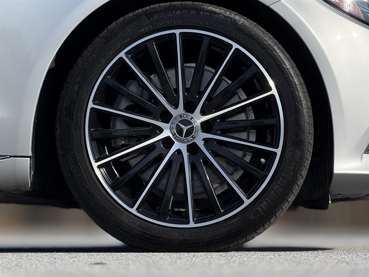 Mercedes-Benz C-Class  2020