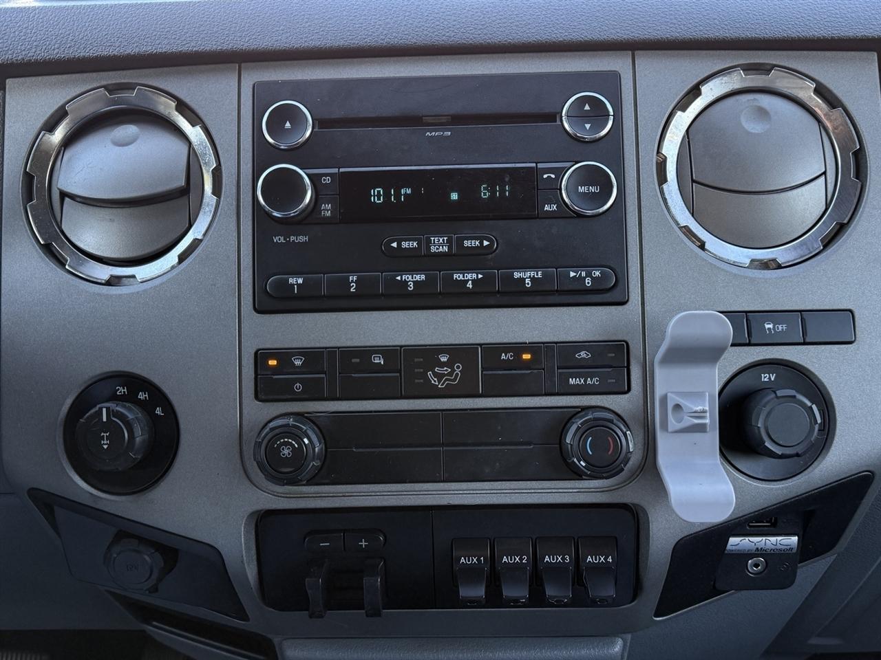 Ford Super Duty F-250 SRW  2015