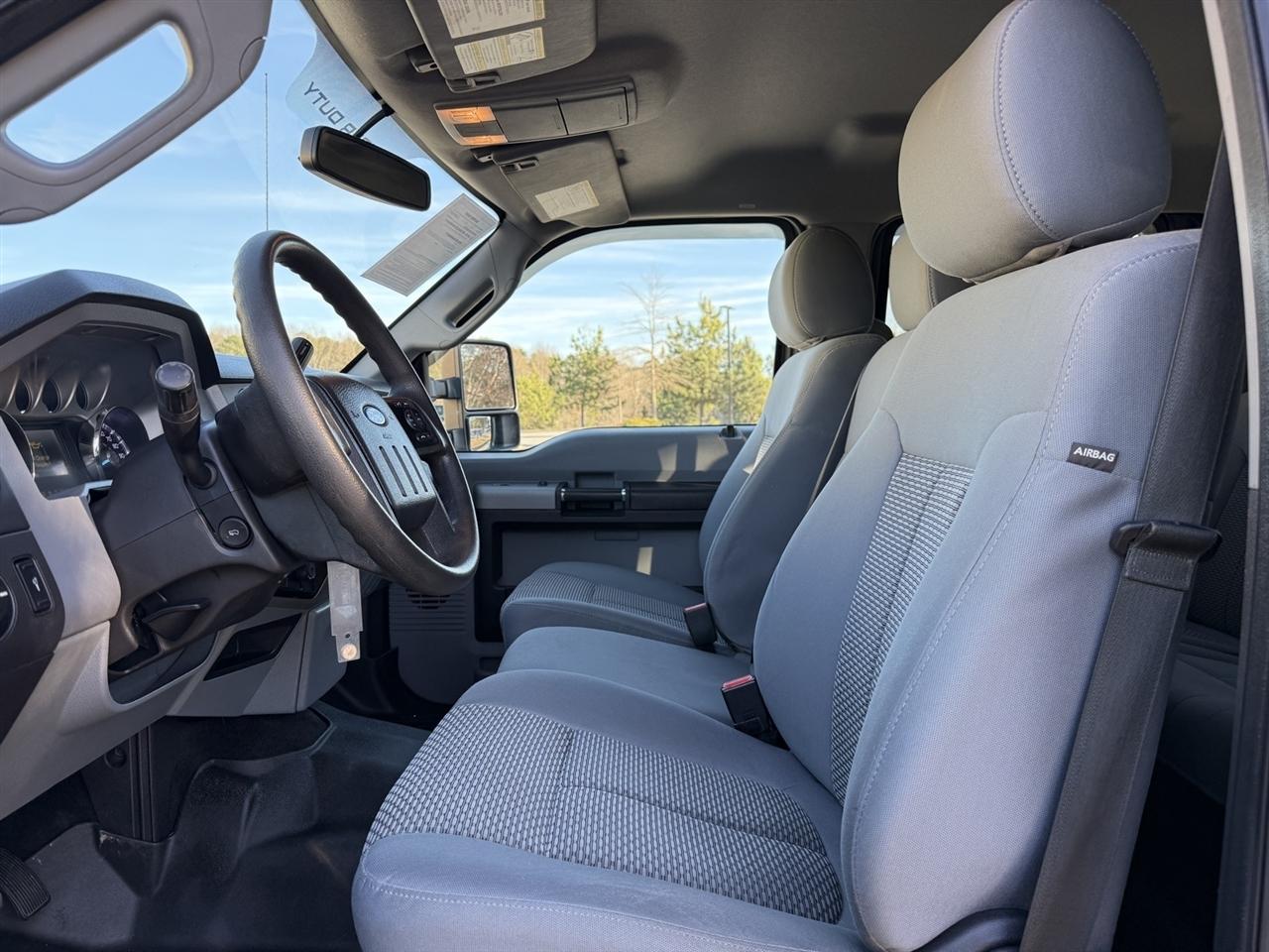 Ford Super Duty F-250 SRW  2015