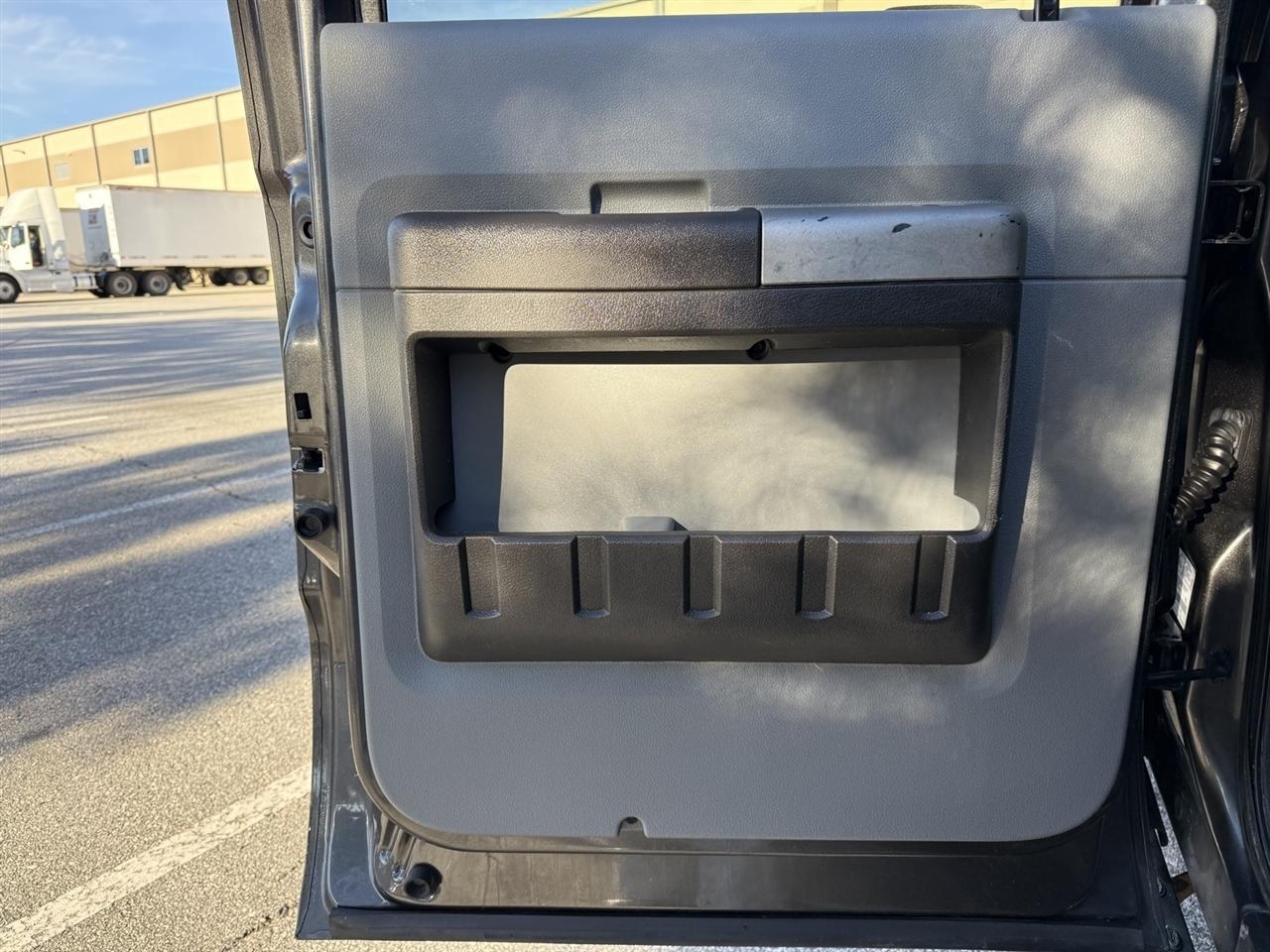 Ford Super Duty F-250 SRW  2015