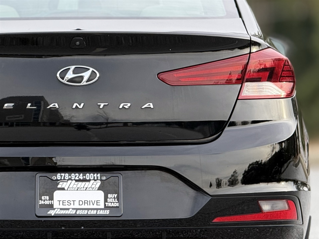 Hyundai Elantra  2020