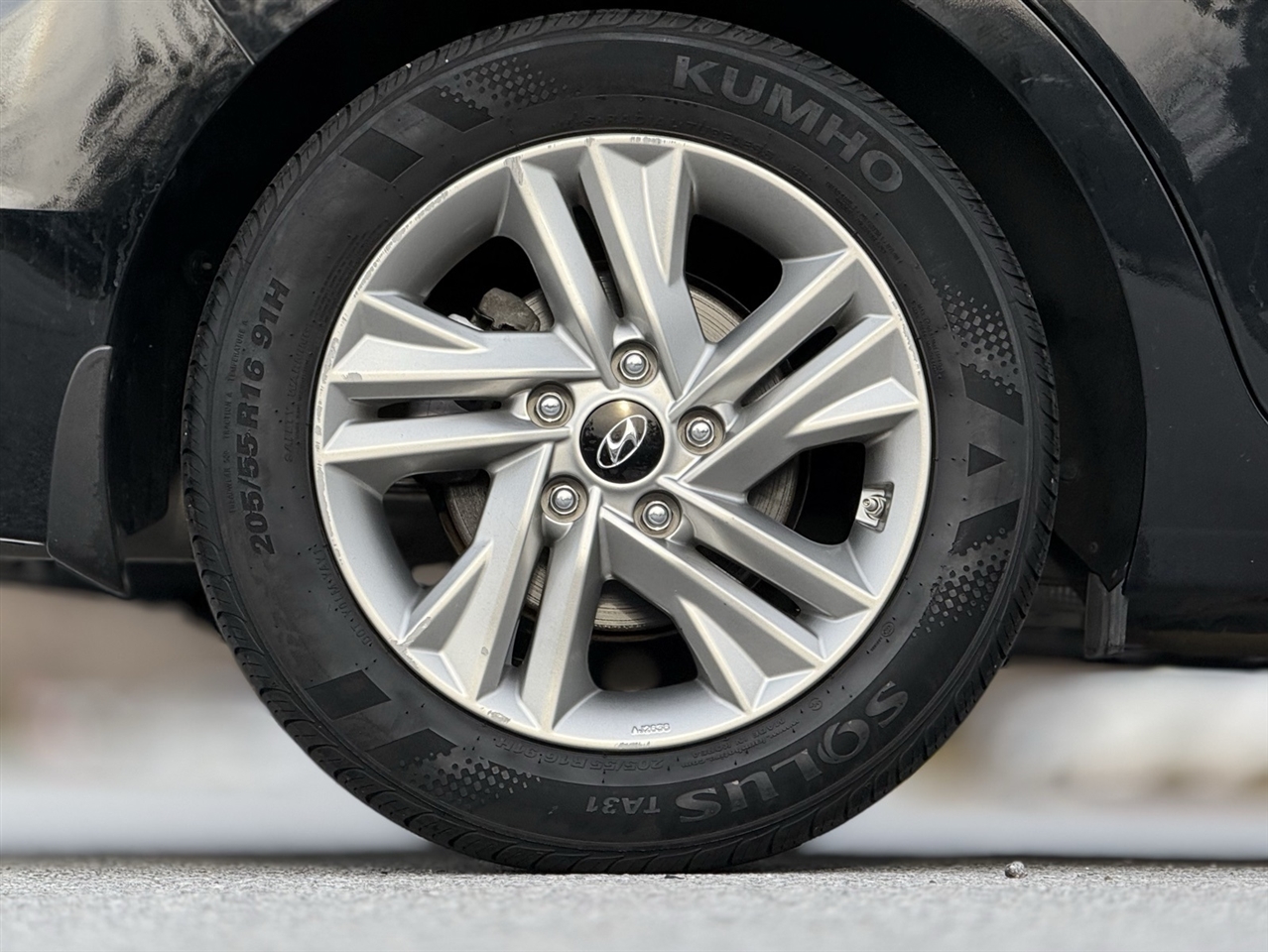 Hyundai Elantra  2020