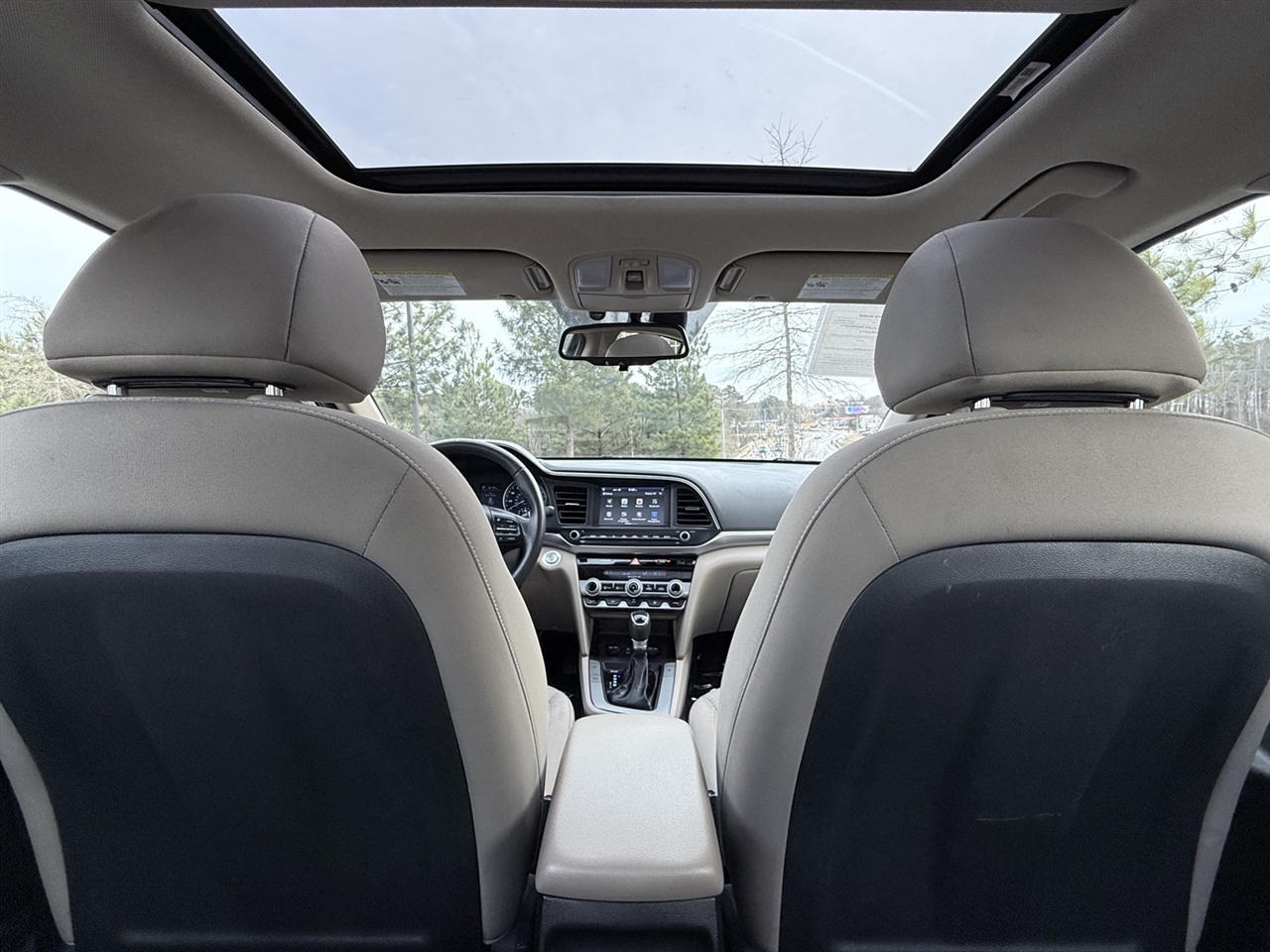 Hyundai Elantra  2020