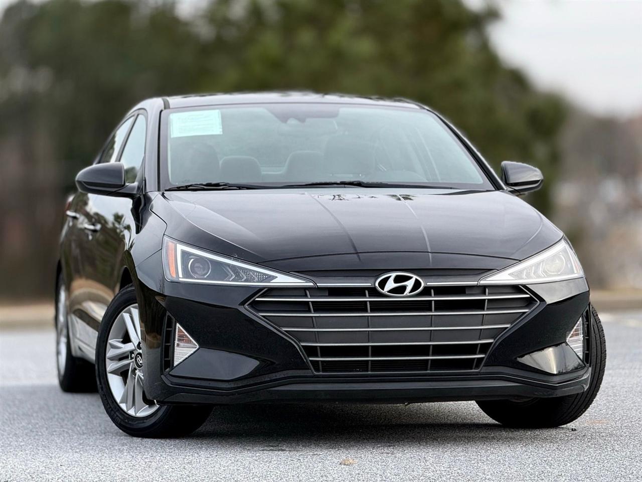 Hyundai Elantra  2020