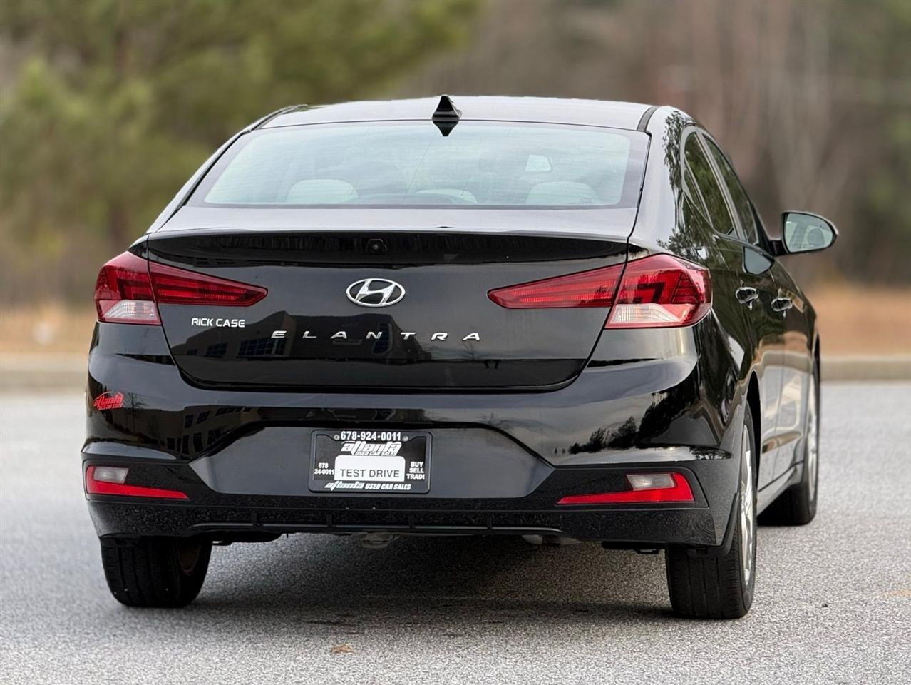 Hyundai Elantra  2020