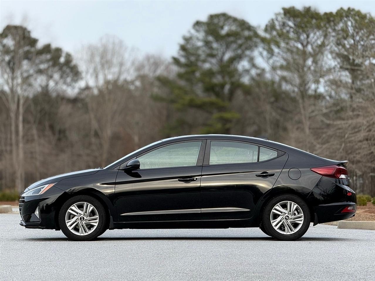 Hyundai Elantra  2020