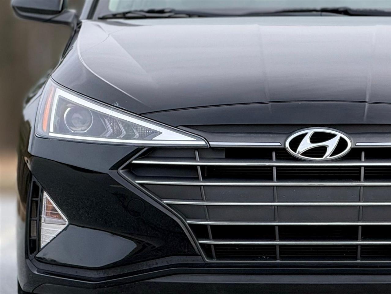 Hyundai Elantra  2020