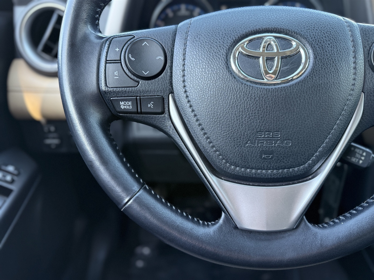 Toyota RAV4  2016