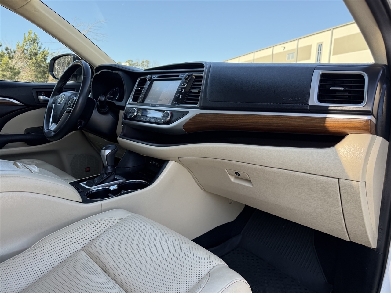 Toyota Highlander  2019