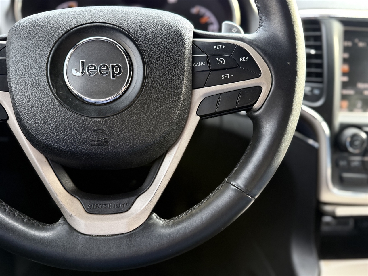 Jeep Grand Cherokee  2014