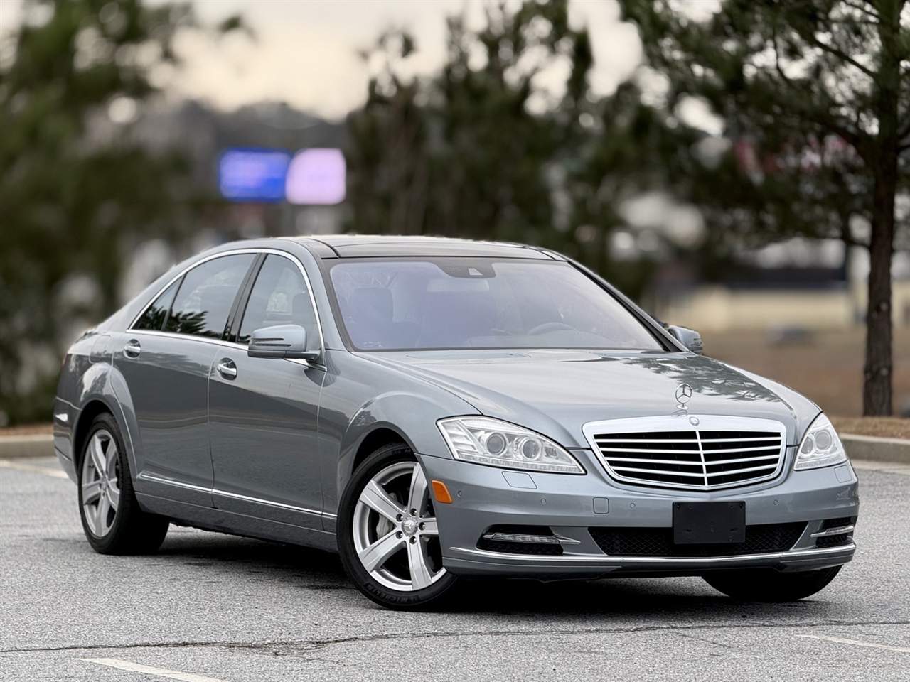 Mercedes-Benz S-Class  2013