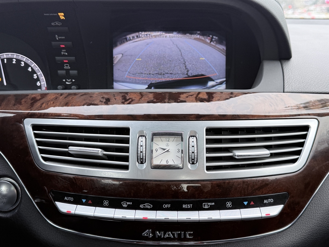 Mercedes-Benz S-Class  2013