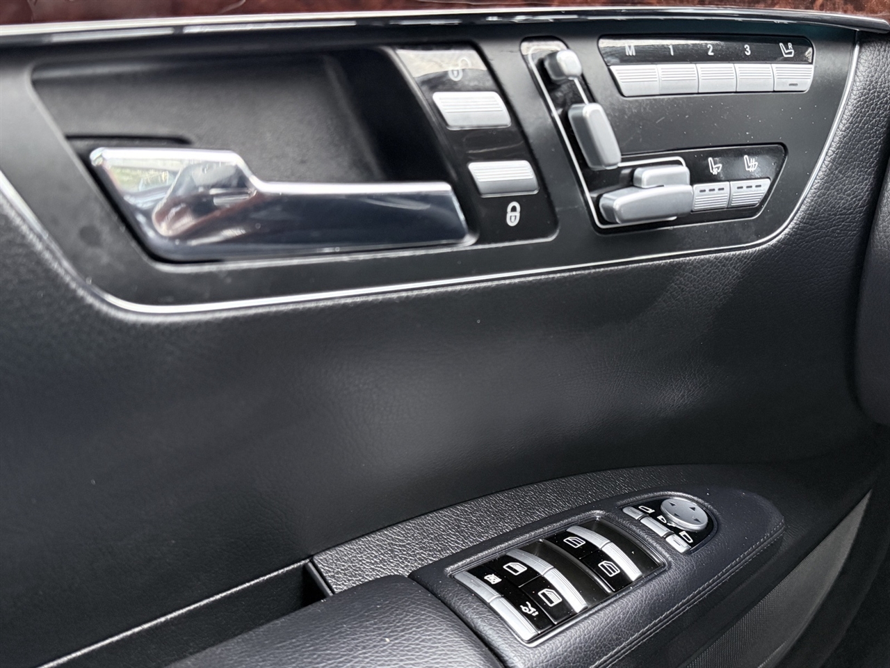 Mercedes-Benz S-Class  2013