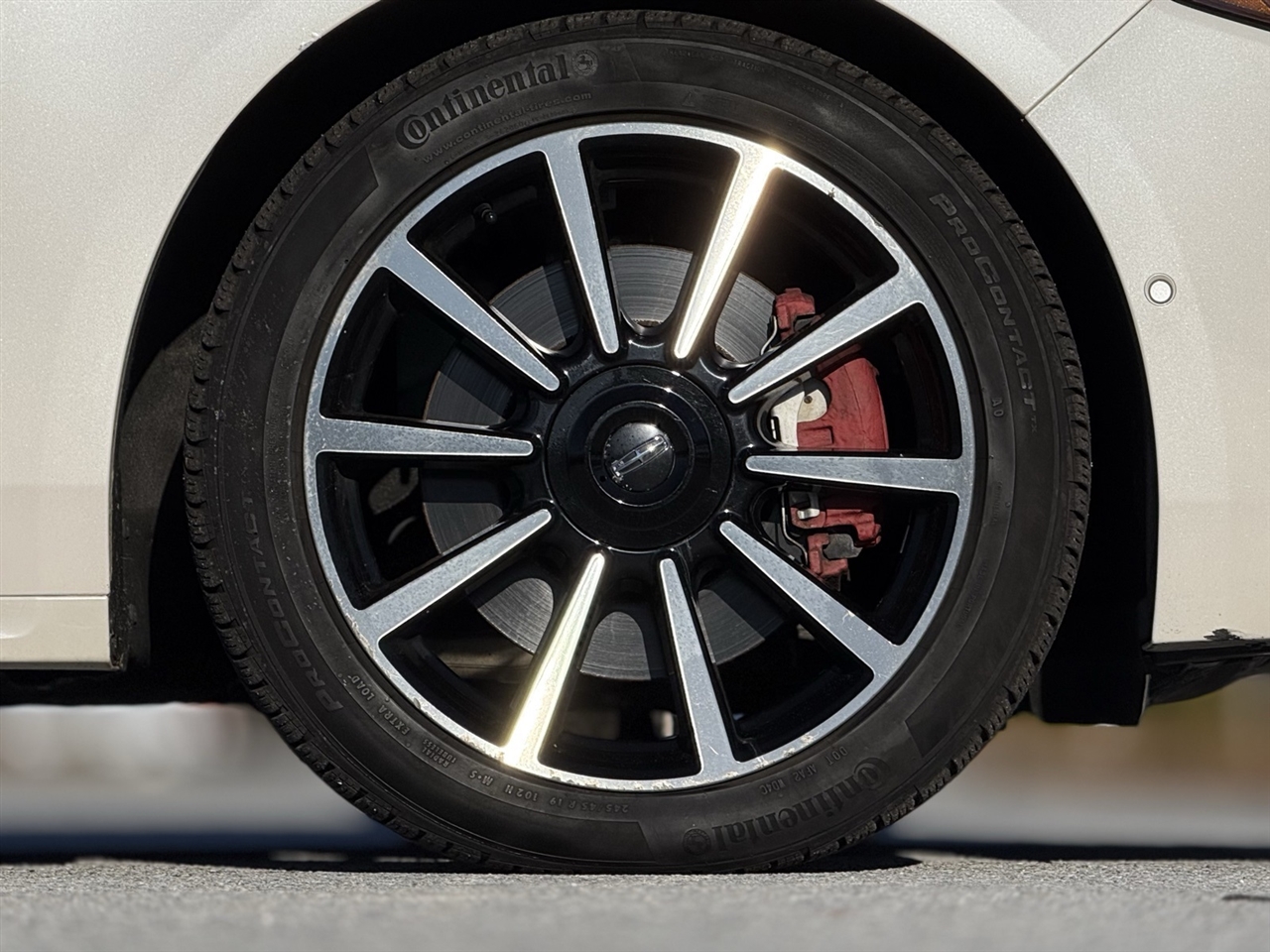 Lincoln Continental  2017