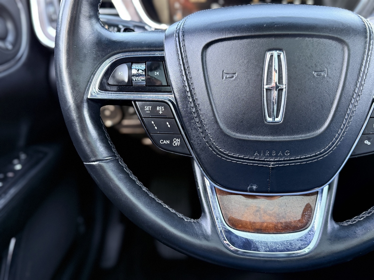 Lincoln Continental  2017