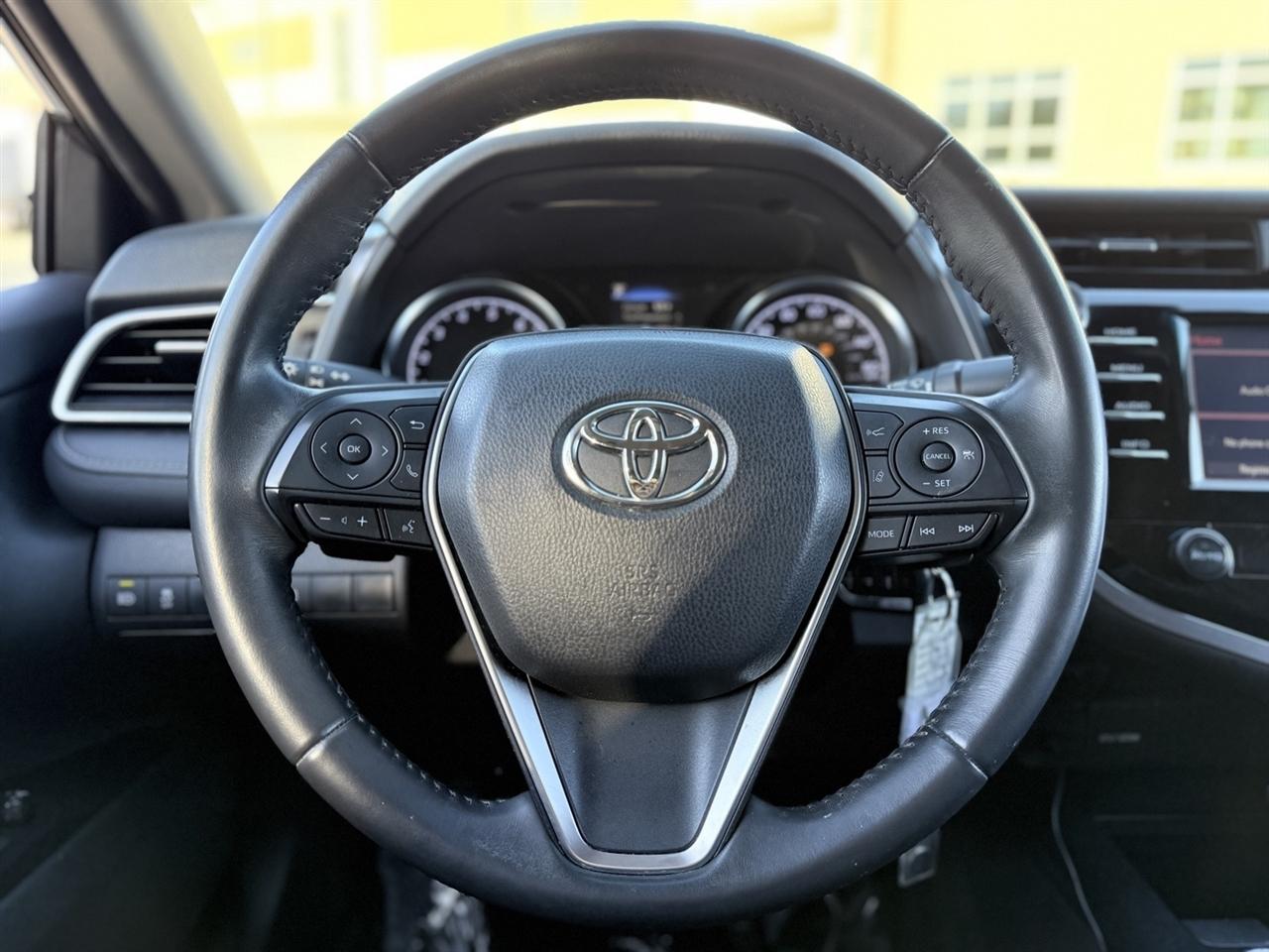 Toyota Camry  2018