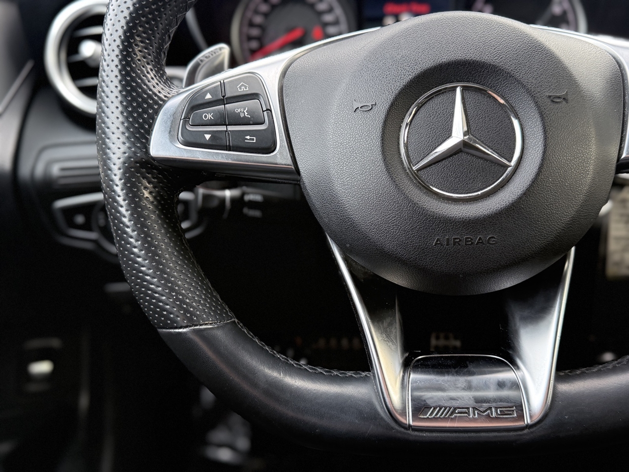 Mercedes-Benz GLC  2019