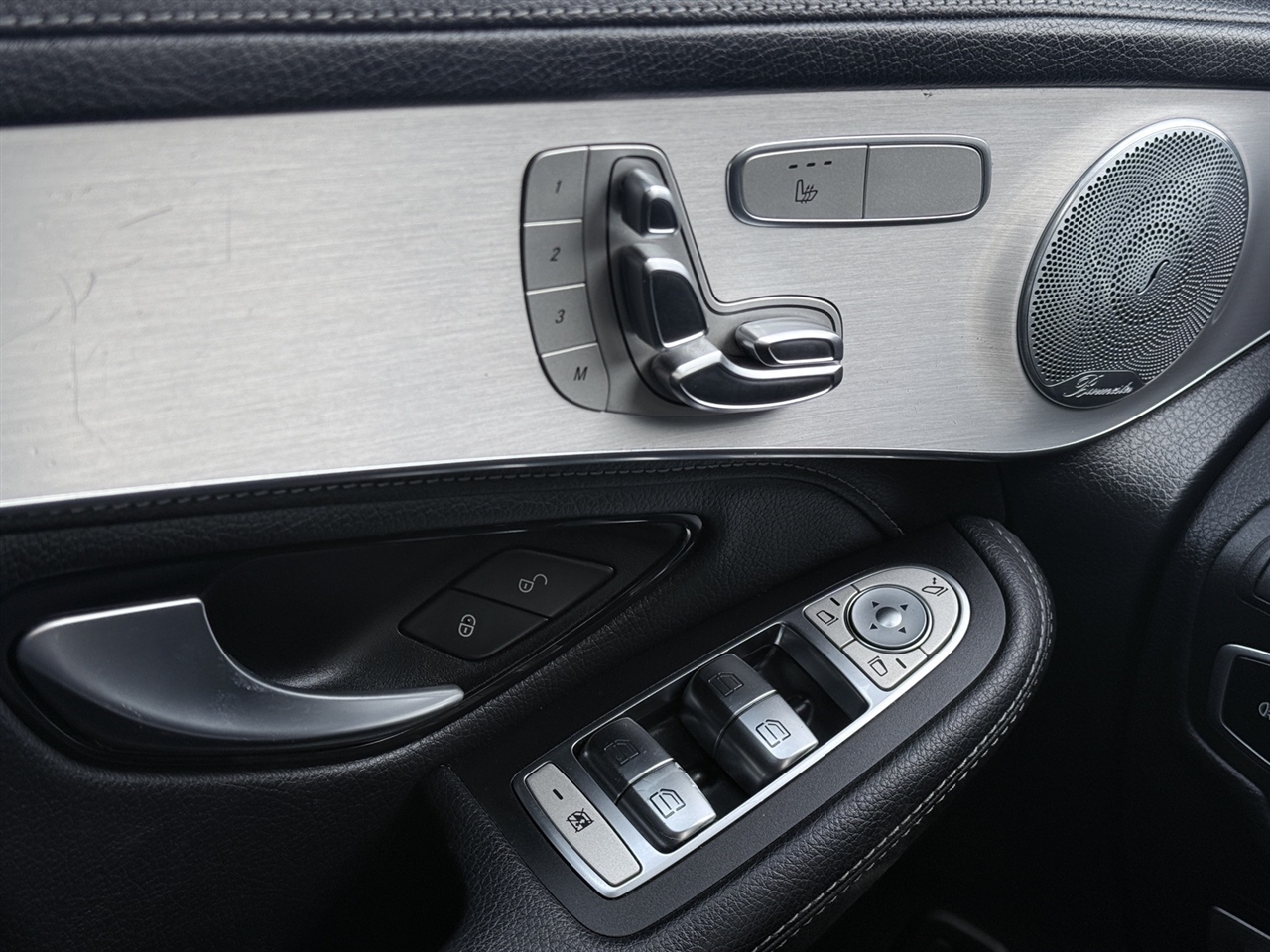 Mercedes-Benz GLC  2019